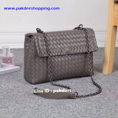 ٻҾ2 ͧԹ : Bottega Veneta crossbody Hiend Size 25 cm ҹ˹ѧ ´͹