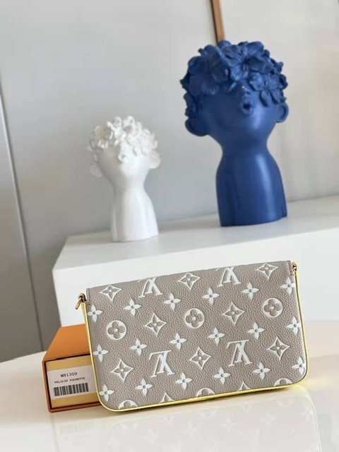 ٻҾ2 ͧԹ : Louis Vuitton Felicie Pochette ҹѺ ôշش 