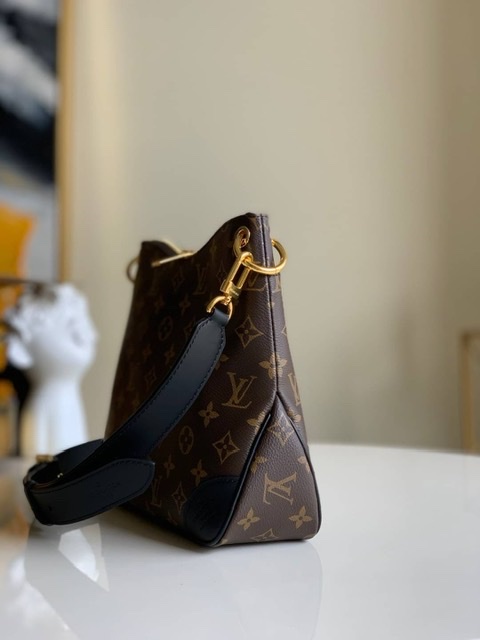 ٻҾ2 ͧԹ : Louis Vuitton Odeon pm(Ori)