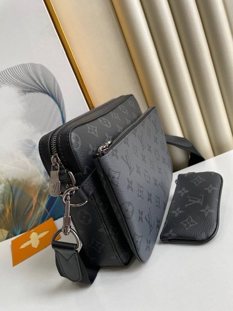 ٻҾ2 ͧԹ : Louis vuitton Trio messenger(Ori)