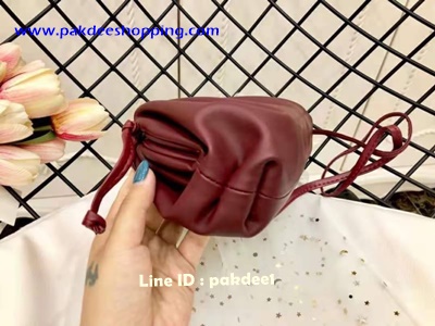 ٻҾ3 ͧԹ : Bottega Veneta Pouch small leather clutch Hiend Size 22 cm ҹ˹ѧ ´͹