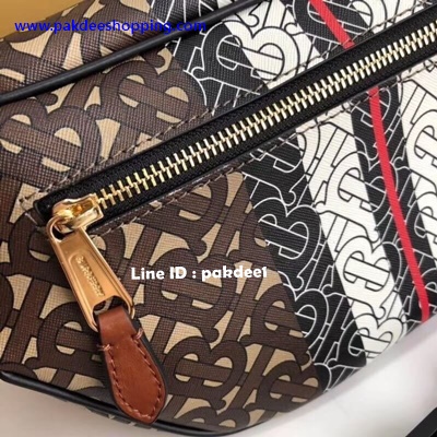 ٻҾ4 ͧԹ : Burberry Monogram stripe bumbag Hiend size 31 cm ҹ˹ѧ ҹ͹