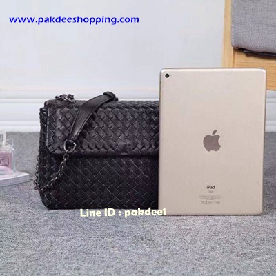 ٻҾ4 ͧԹ : Bottega Veneta crossbody Hiend Size 25 cm ҹ˹ѧ ´͹