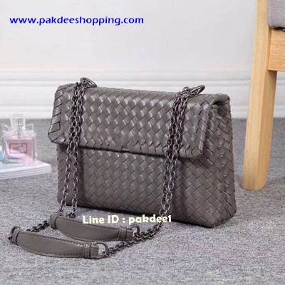 ٻҾ4 ͧԹ : Bottega Veneta crossbody Hiend Size 25 cm ҹ˹ѧ ´͹