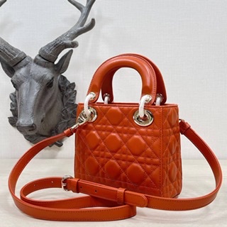 ٻҾ4 ͧԹ : Dior Mini Lady Dior Bag(Ori)