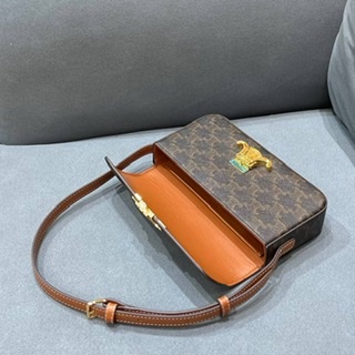 ٻҾ5 ͧԹ : Celine TRIOMPHE Shoulder Bag(Ori)