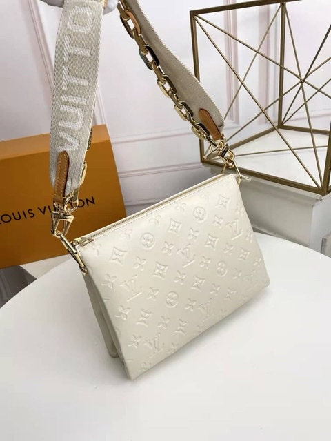 ٻҾ5 ͧԹ : Louis vuitton Coussin pm(ori)෾