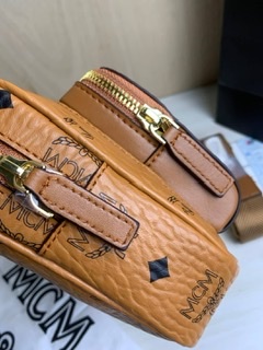 ٻҾ6 ͧԹ : MCM Crossbody bag(Ori)